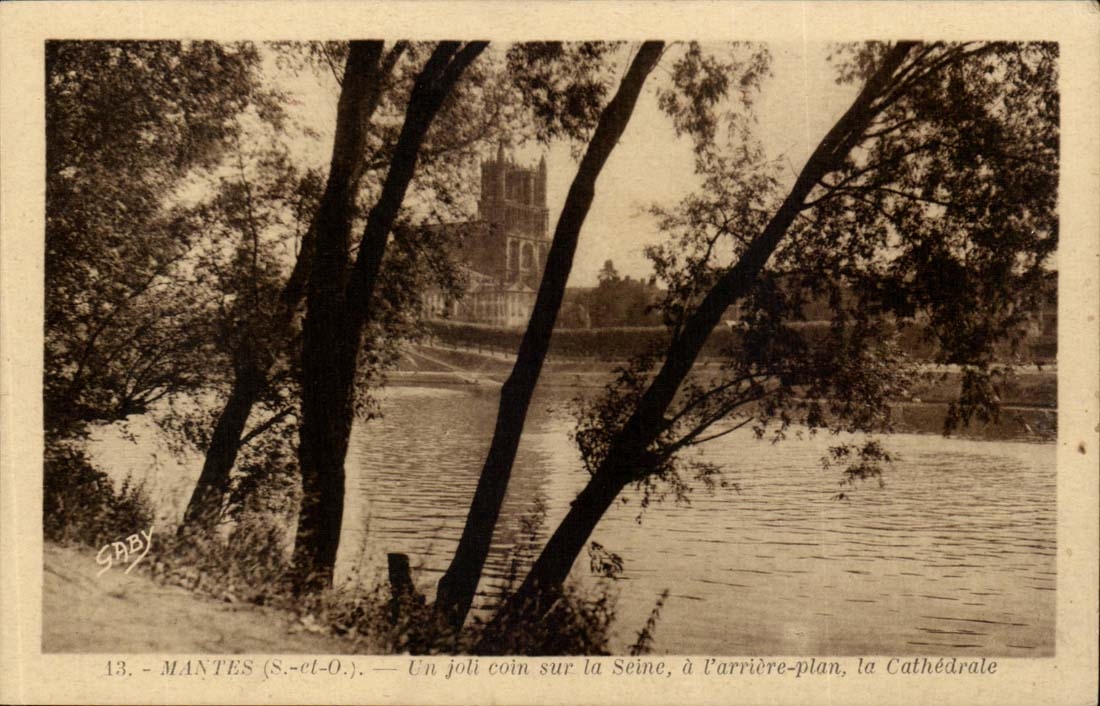 Mantes CPA a pretty corner on the Seine with the plane arrire the cathedral