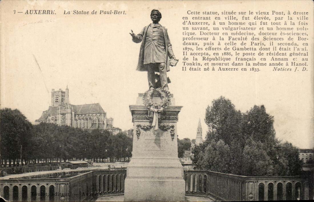 Auxerre CPA Statue the Paul Bert