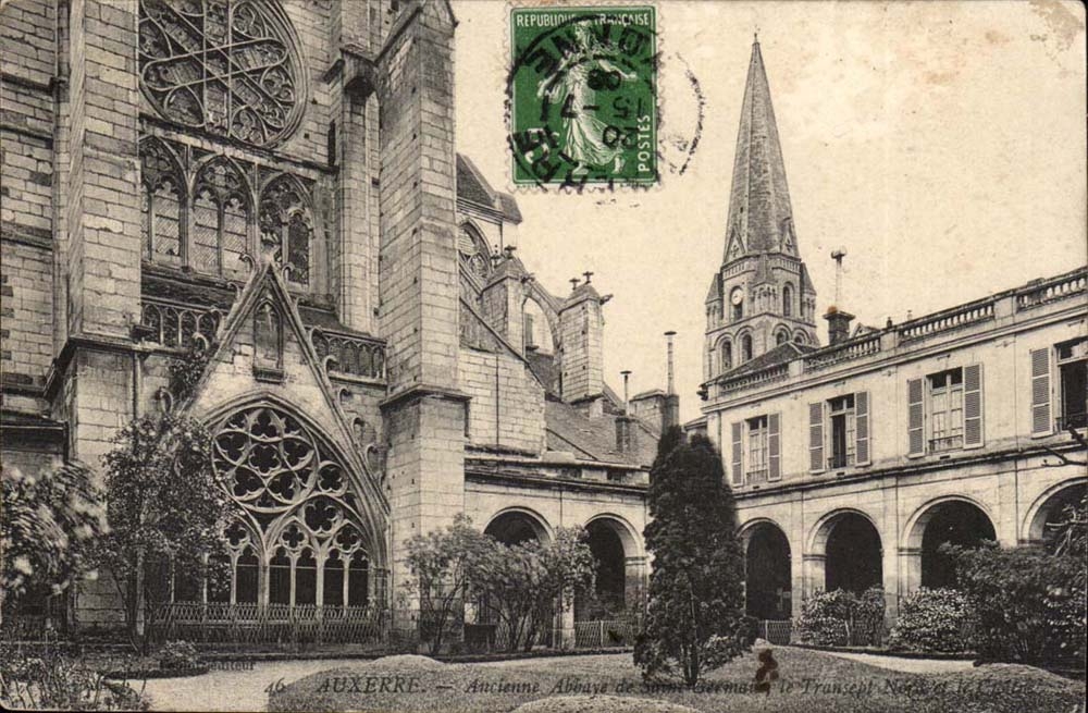 Auxerre CPA Old abbey of German St Transept
