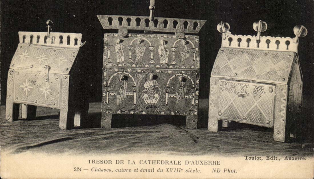 Auxerre CPA Tresor of the Chasses cathedral coppers and email of 18th