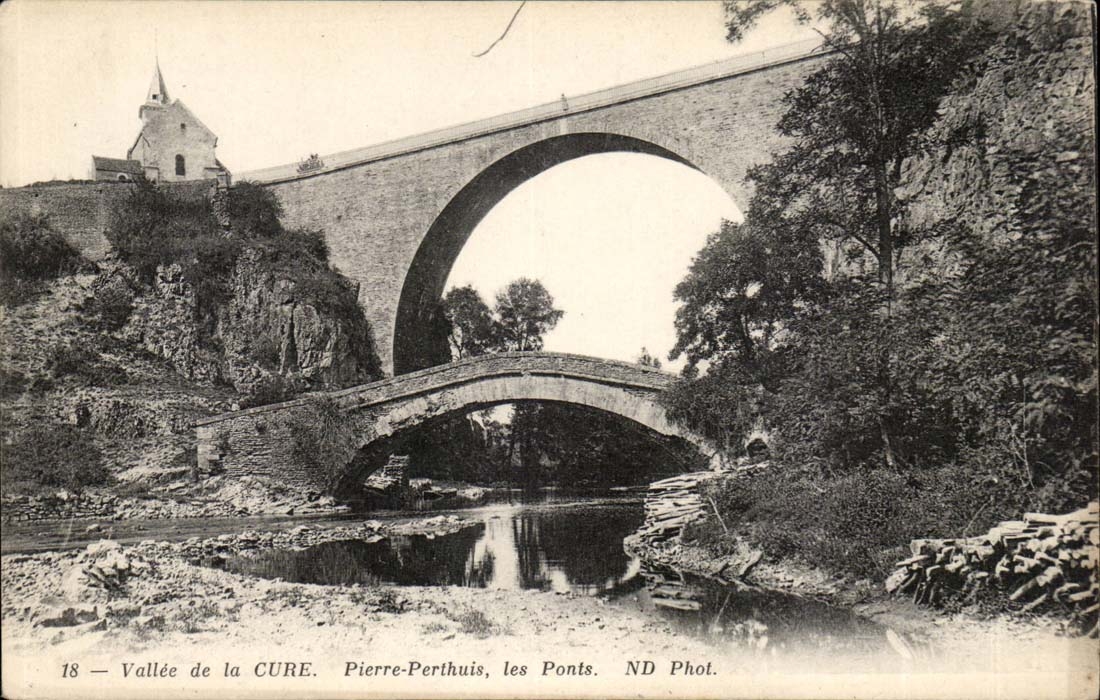 Valley of Cure CPA Pierre Perthuis bridges
