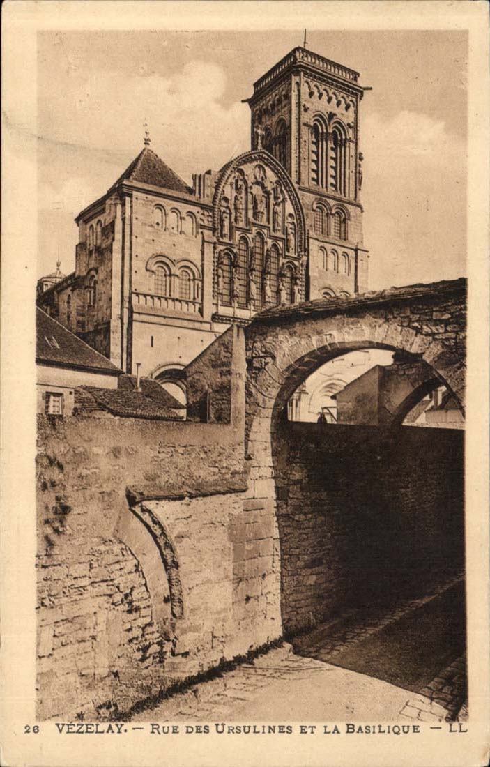 Vezelay CPA Street of the Ursulines and the basilica