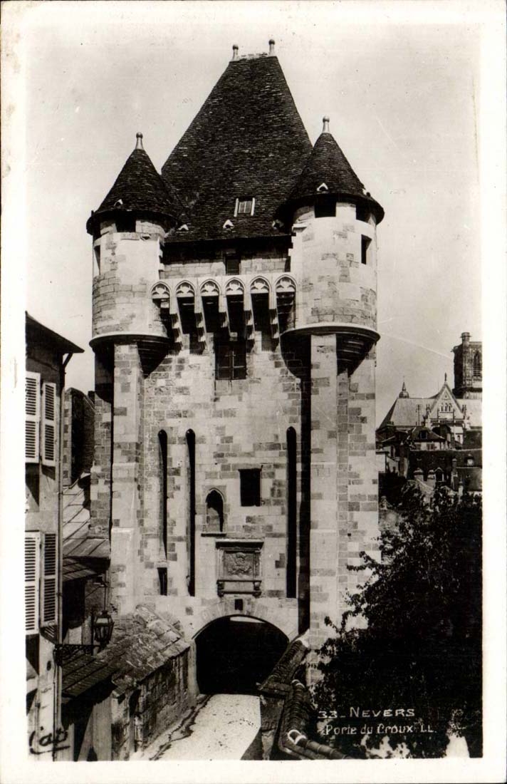 Nevers CPA Gate of Croux