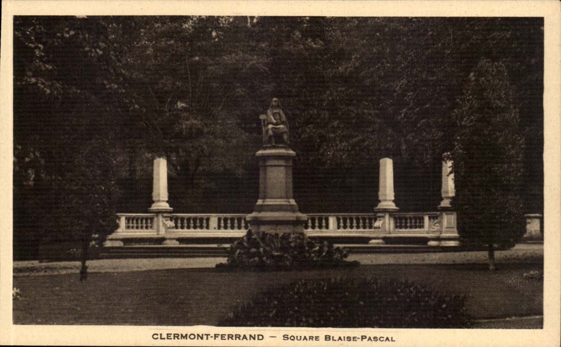 Clermont Ferrand CPA Public garden Blaise Pascal
