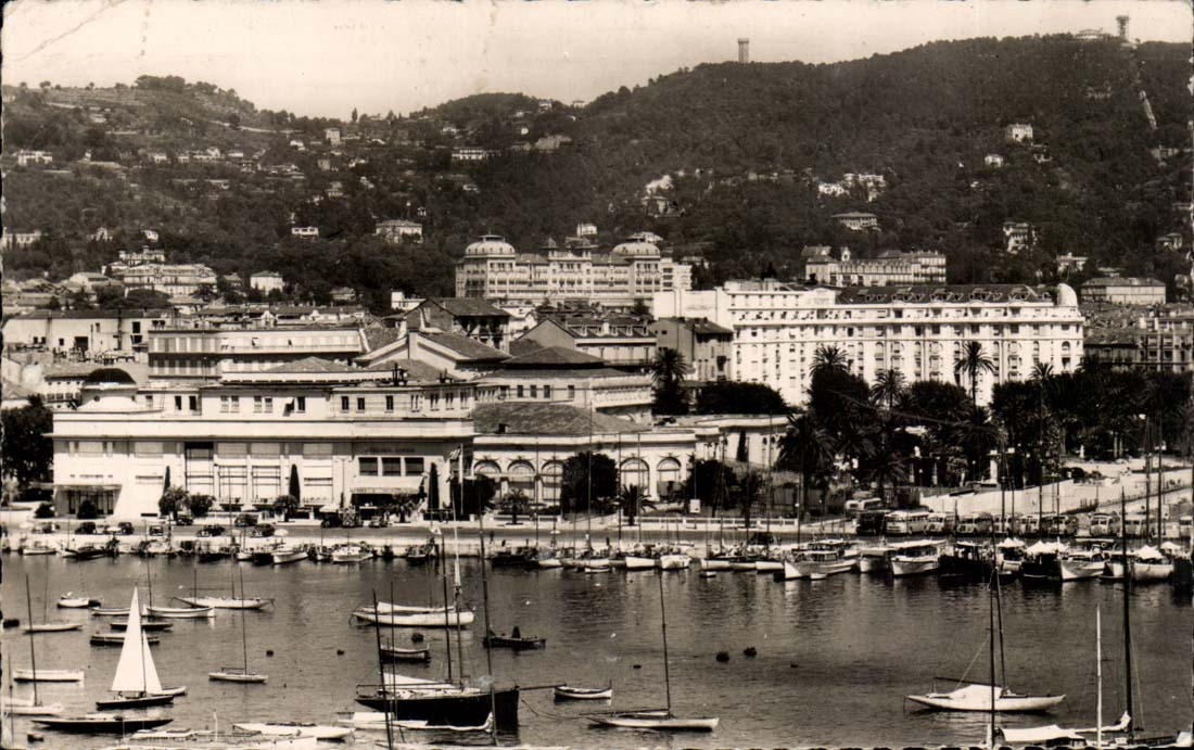 Cannes CPA a corner of the port the casino