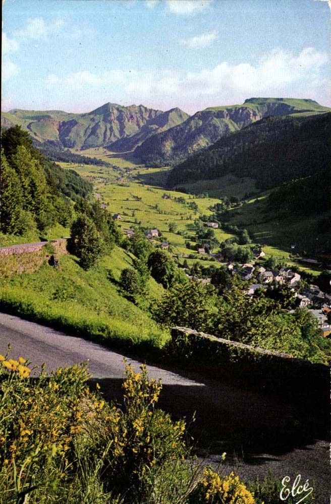 Mount MODERN CARD Gilds the valley of hell and the chain of Sancy