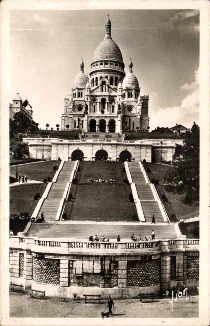 Paris CPA Basilique du Sacre Coeur et l'escalier monumental