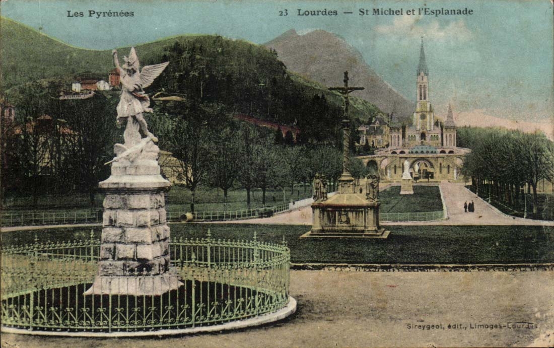 Lourdes CPA St Michel and the esplanade