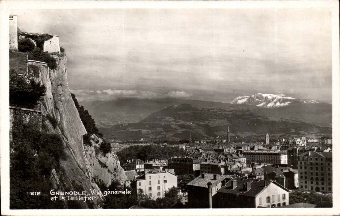 Grenoble - View and Taillefer - CPA