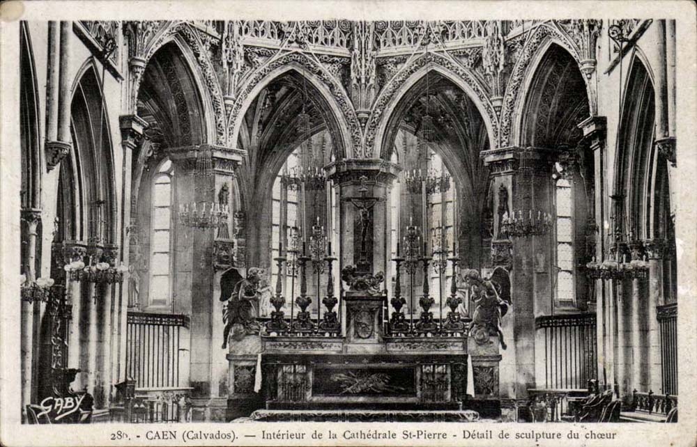 Caen - Innenraum der Kathedrale-Str Pierre - CPA