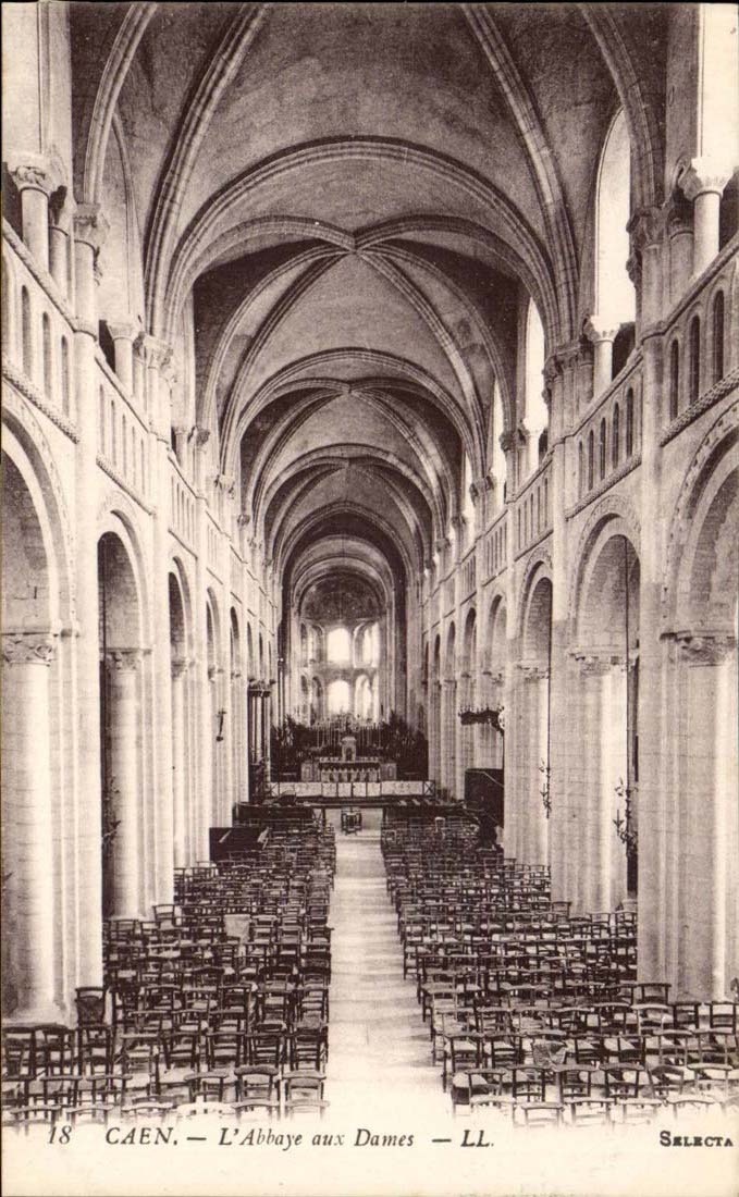 Caen - Abtei mit Damen CPA