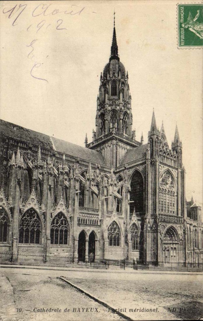 Bayeux - southernmost Gate CPA