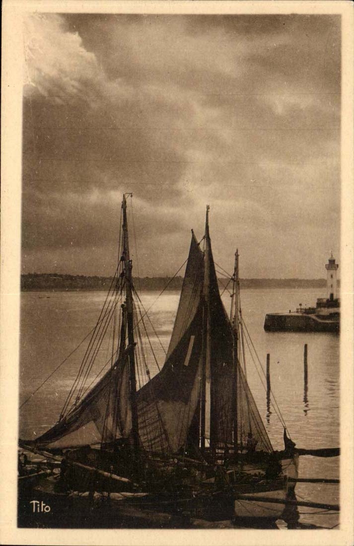 Royan - the Money Dimension - Beautiful Paysges de France- CPA