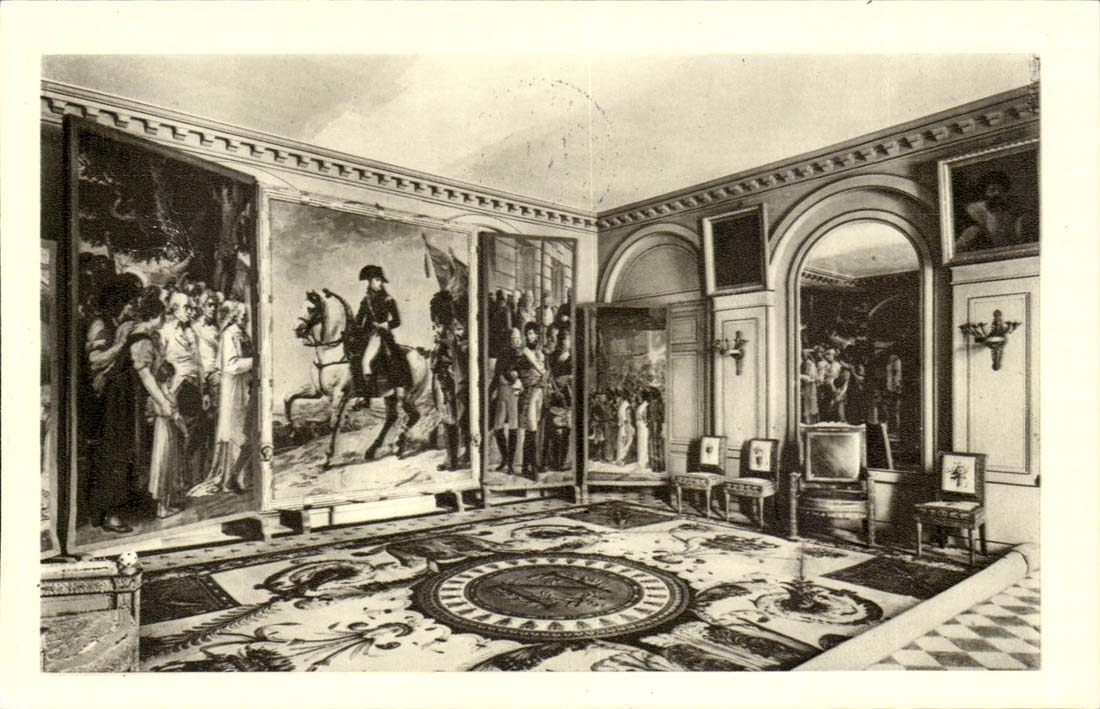 Chateau de Malmaison - the Living room of Tapestries - CPA