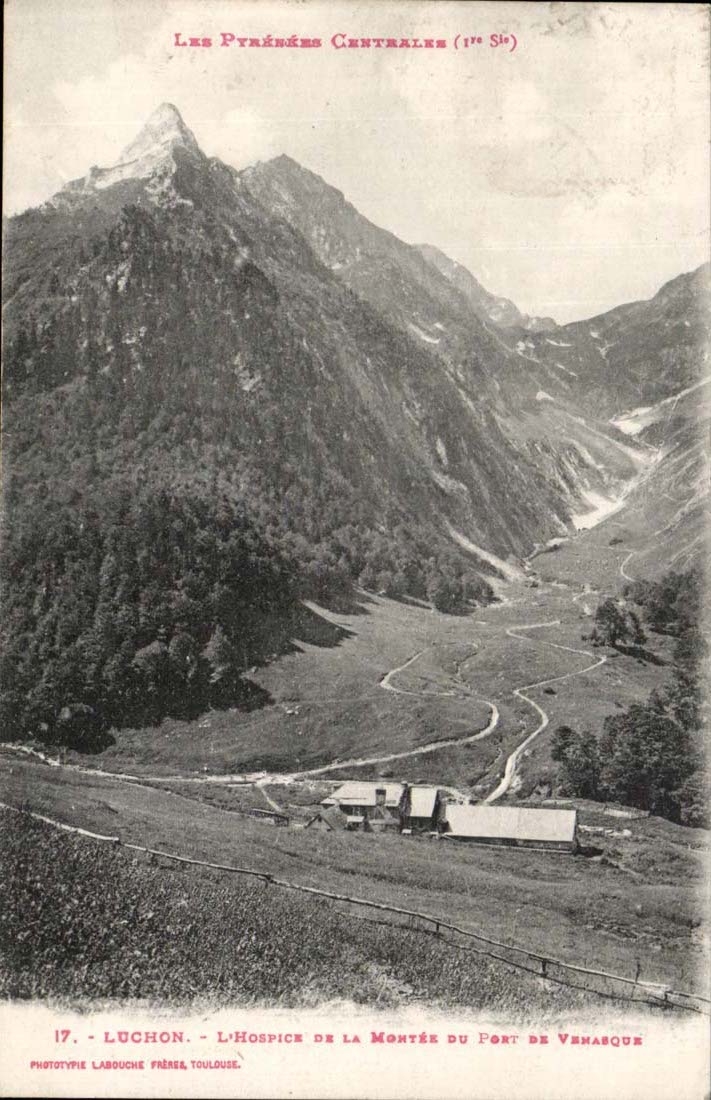 Luchon - the Old people's home - CPA