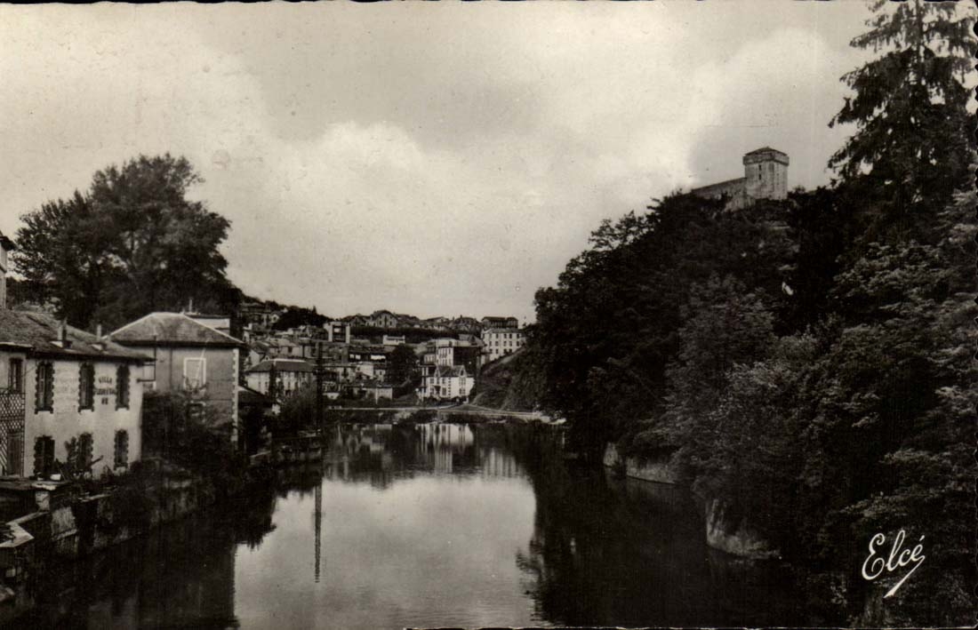 Lourdes - Gave de Lourdes and Castle Fort CPA