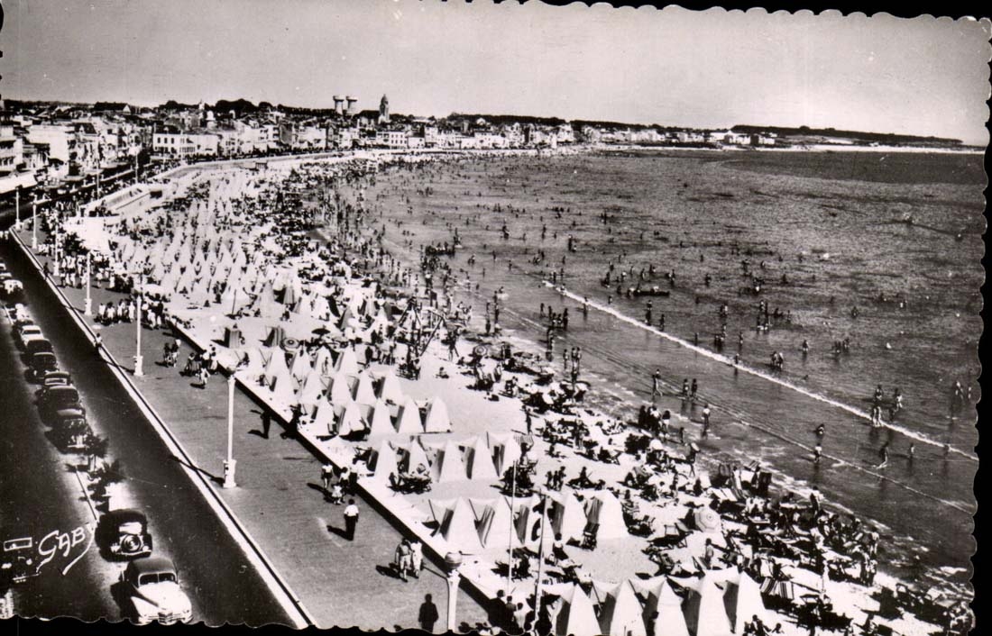 Sables d'Olonne - der Strand - CPA
