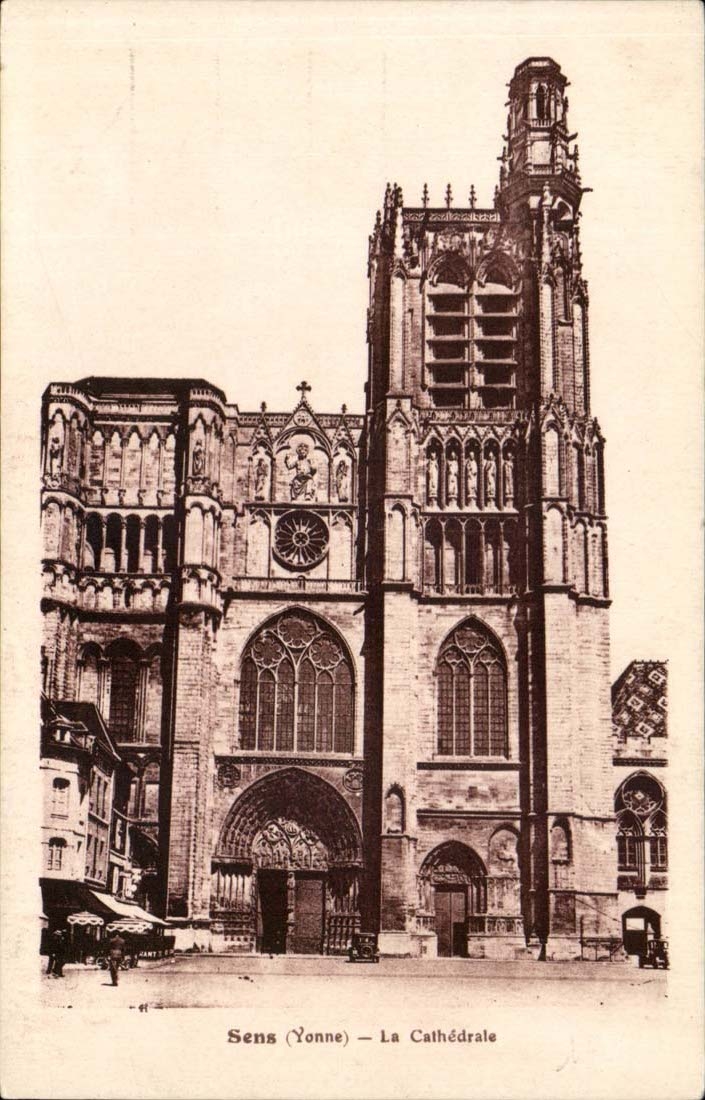 Yonne - Direction the Cathedral - CPA