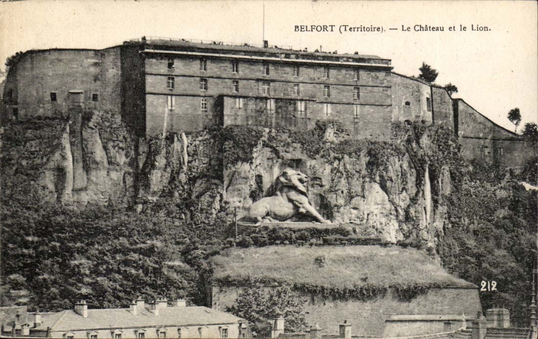 Belfort - the Castle and the lion - CPA