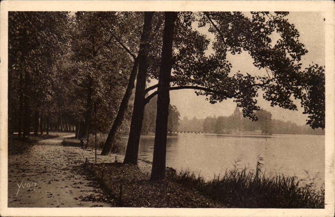 Lyon - Park of the Gold CPA Site