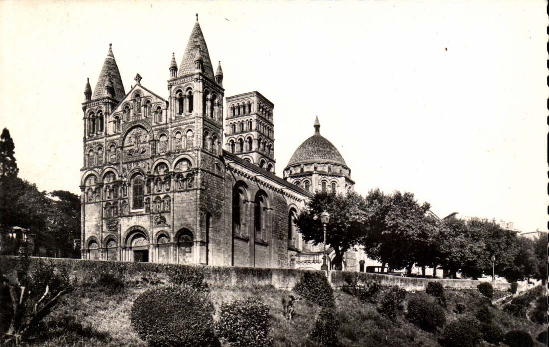 Angouleme - Cathedral Saint Pierre - CPA