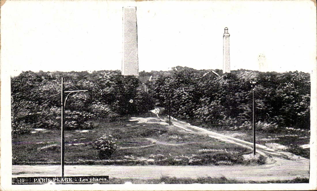 CPA Paris Beach headlights