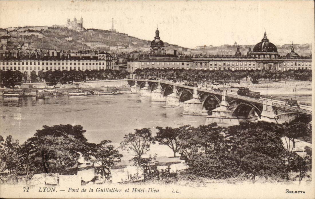 Lyon - Bridge of Guilotiere and Hotel God - CPA
