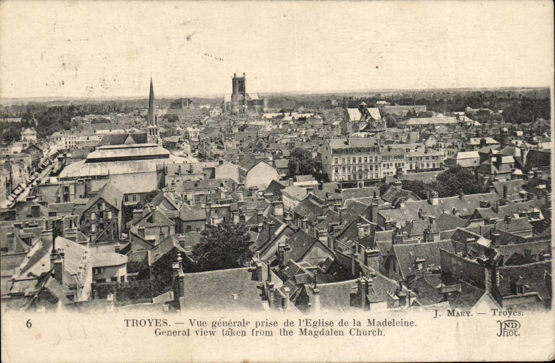 Troyes - View taken Church of the madeleine - CPA