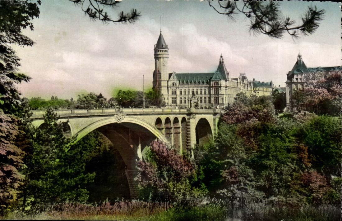 Luxembourg - Aldolpha Bridge and Caisse of Europe - CPA