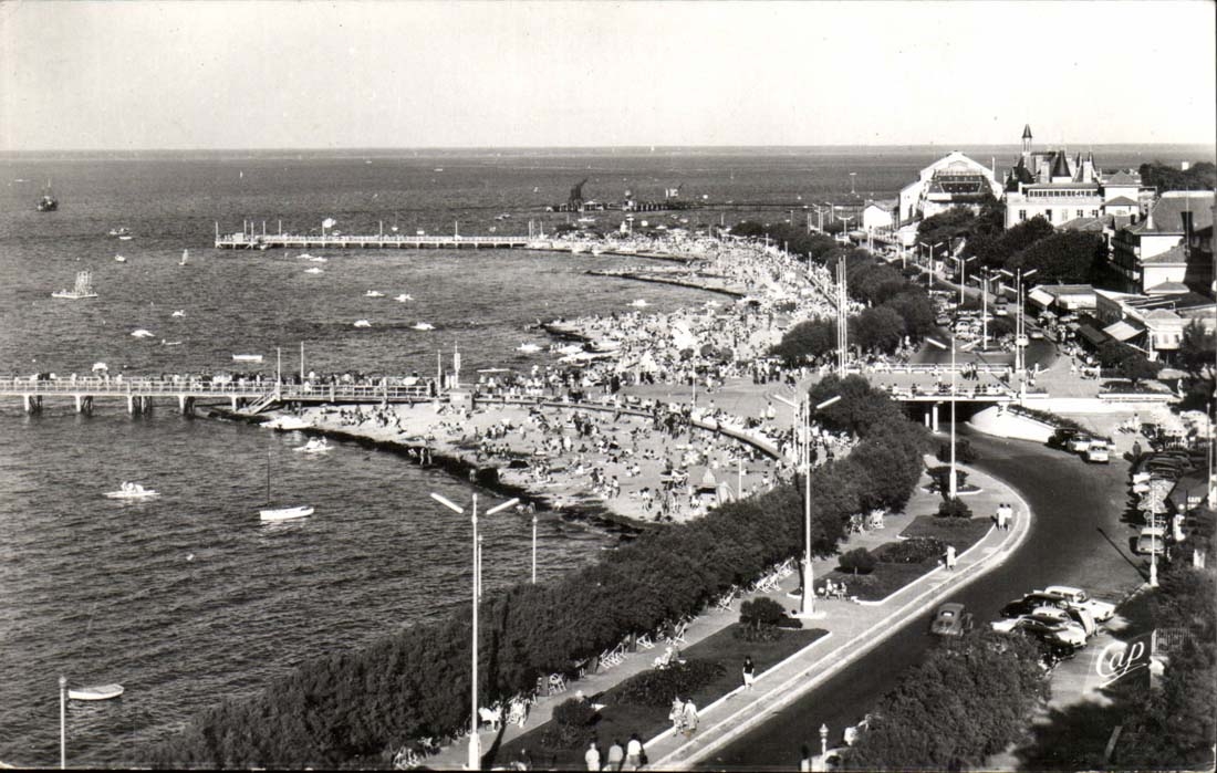 Arachon - Cote d'Argent Le Bassin Les Plages et le Boulevard - CPA 