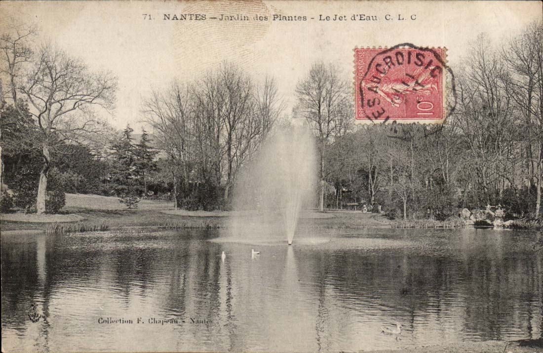 Nantes CPA Botanical garden the water jet