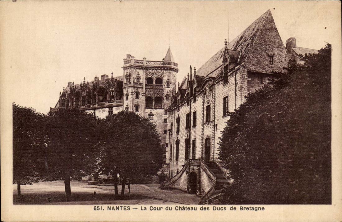 Nantes CPA court of the castle of the dukes of Brittany