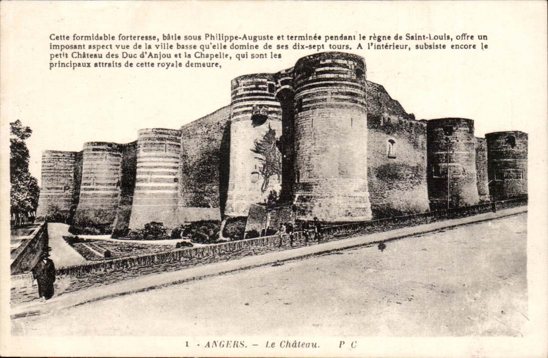 Angers CPA the castle