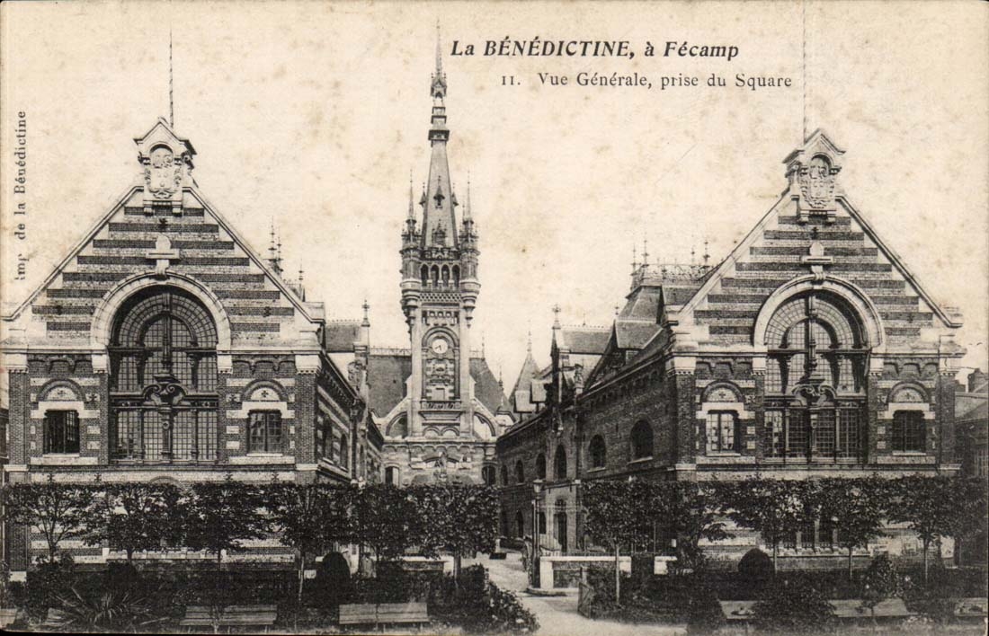 Fecamp CPA die Benedictine Ansicht vertreten vom allgemeinen Garten