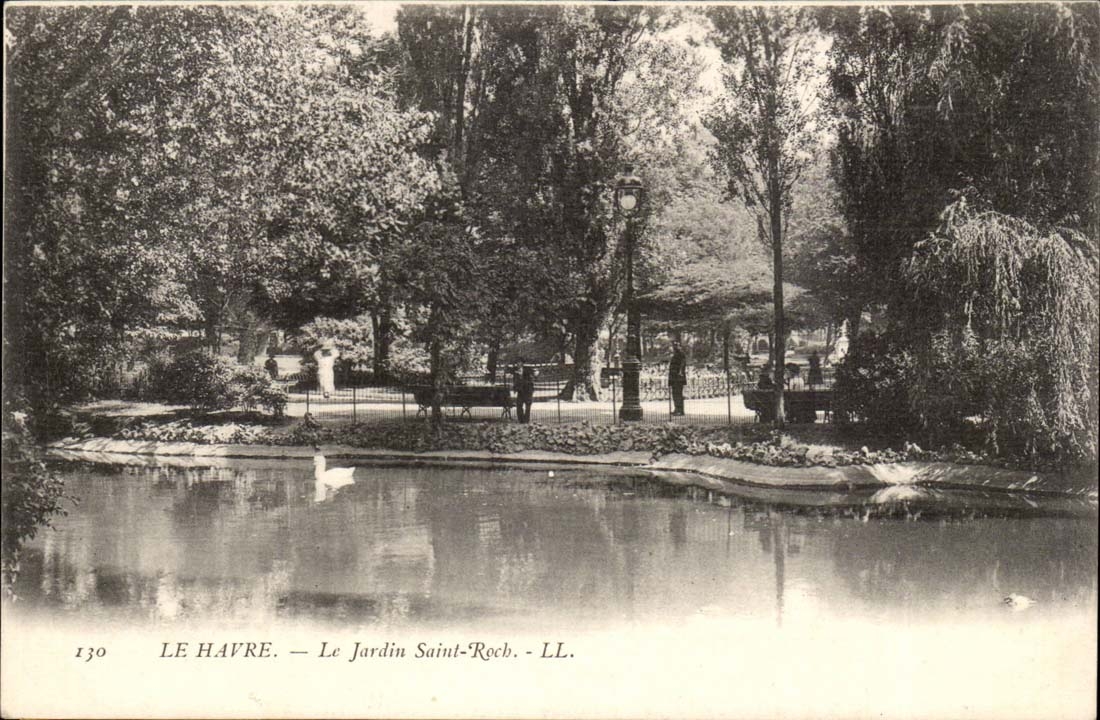 Le Havre CPA Le jardin Saint Roch