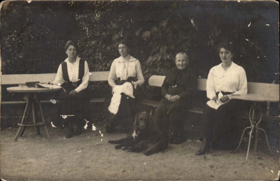 Real photo Women reading bending