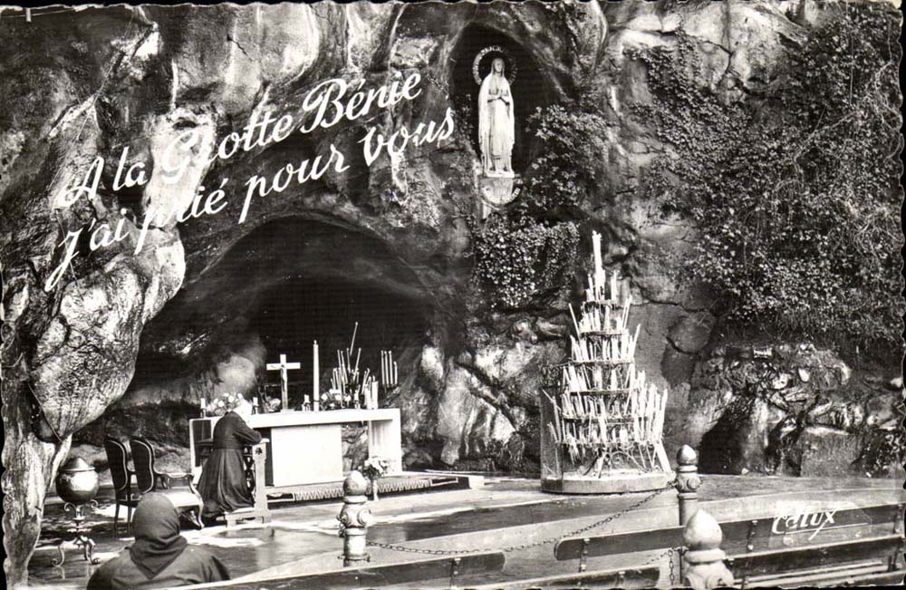 Lourdes MODERN CARD the miraculous cave