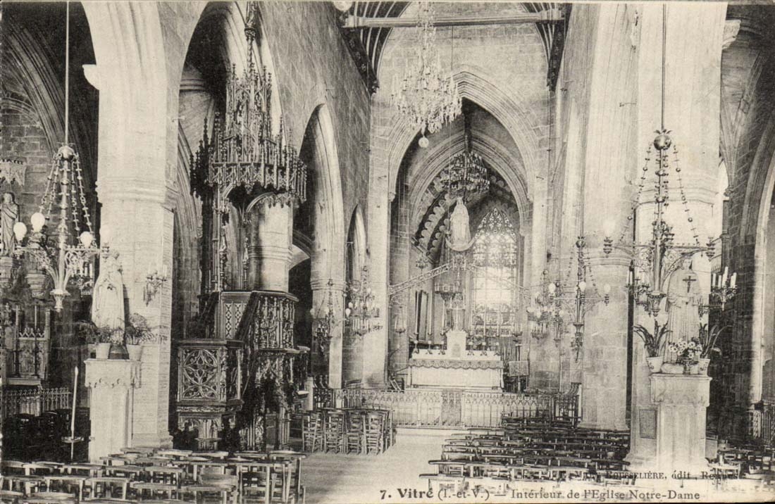 Vitre CPA Interieur de l'eglise Notre DAme