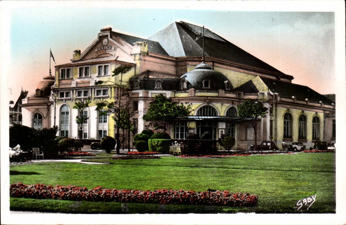 Cabourg CPA the casino and gardens