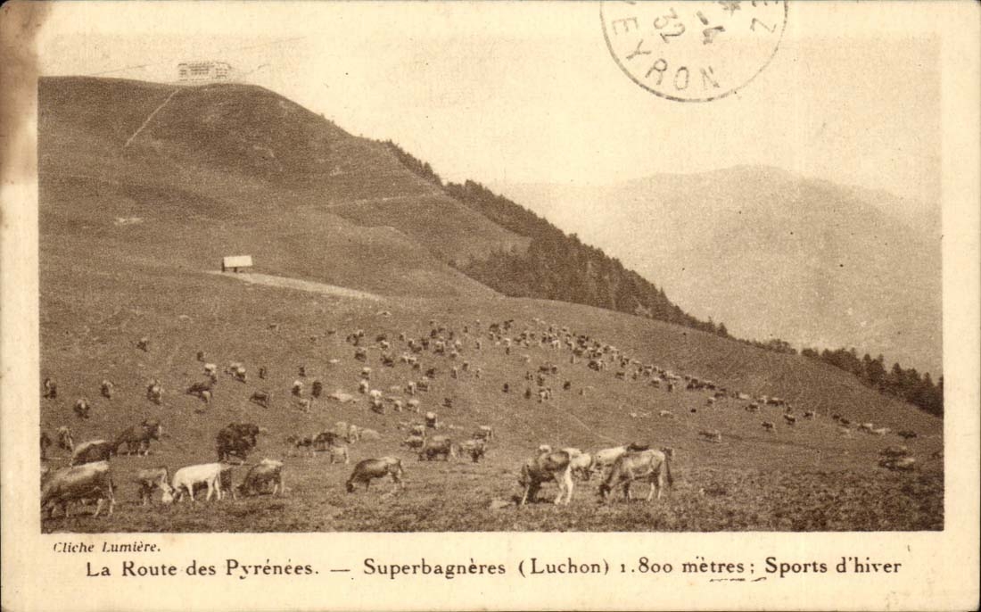 Route des Pyrenees CPA Superbagneres Sports d' Luchon winter