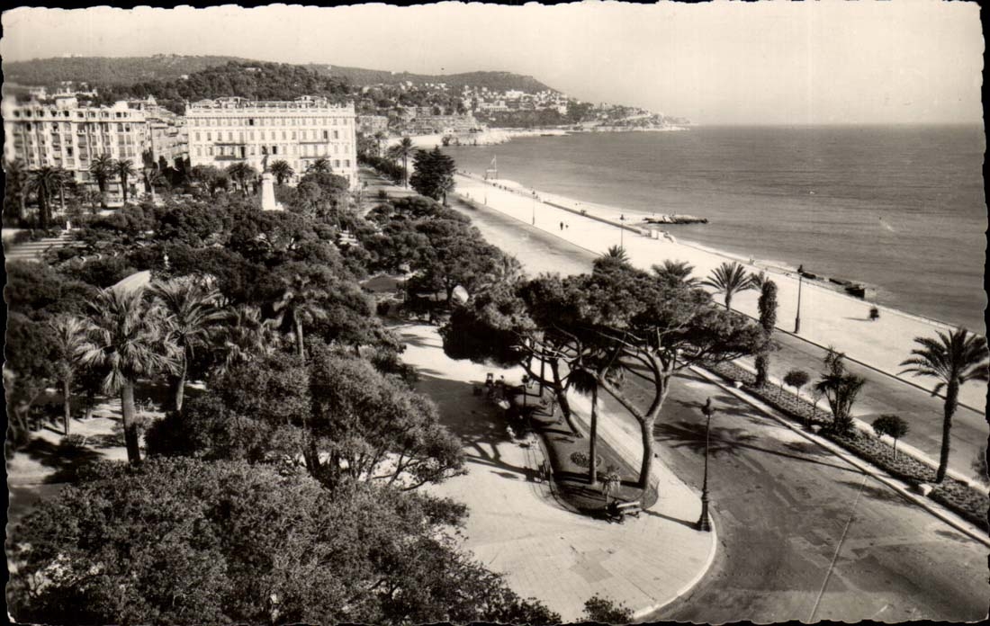 Nice CPA Seen on the gardens Albert 1st