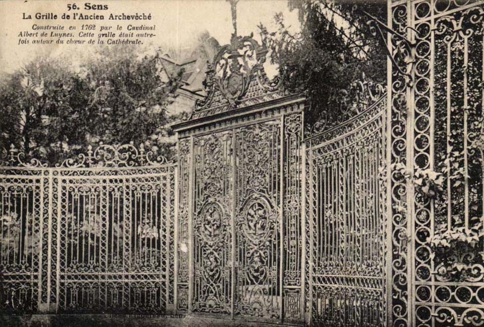 Sens CPA the grid of the old Archbishop's palace (built by the cardinal Albert de Luynes)