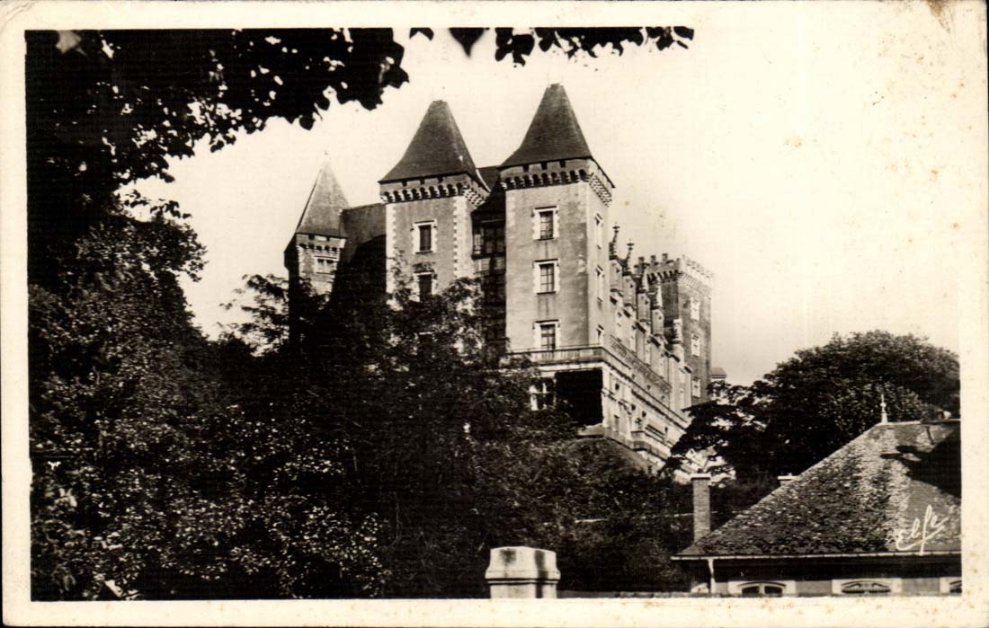 Pau CPA das Schloss gesehen vom Park