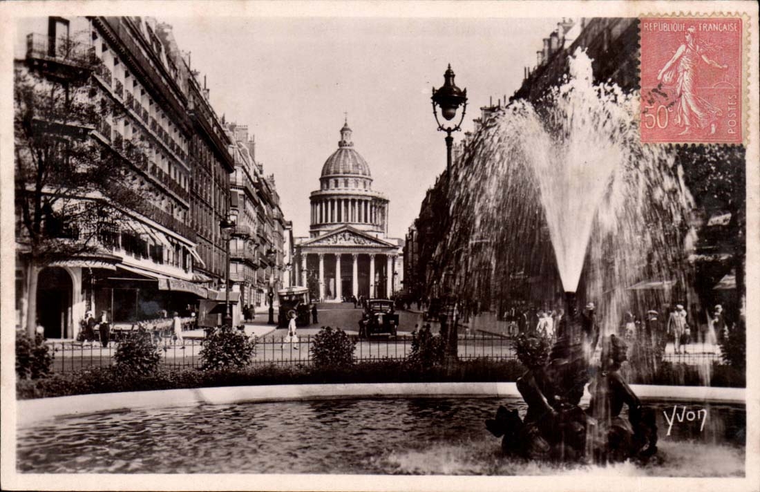 Paris CPA the Pantheon Places Edmond Rostand Rue Soufflot