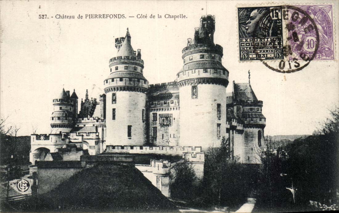 Chateau de Pierrefonds CPA Cote de la chapelle