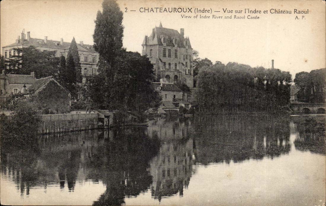 Chateauroux CPA Seen on Indre and the royal castle