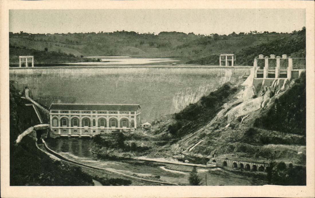 Eguzon CPA Fabrikstoppen und der See