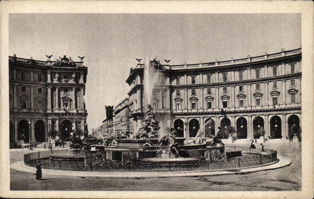 Italie Italia Roma CPA Piazza esebra a Termini