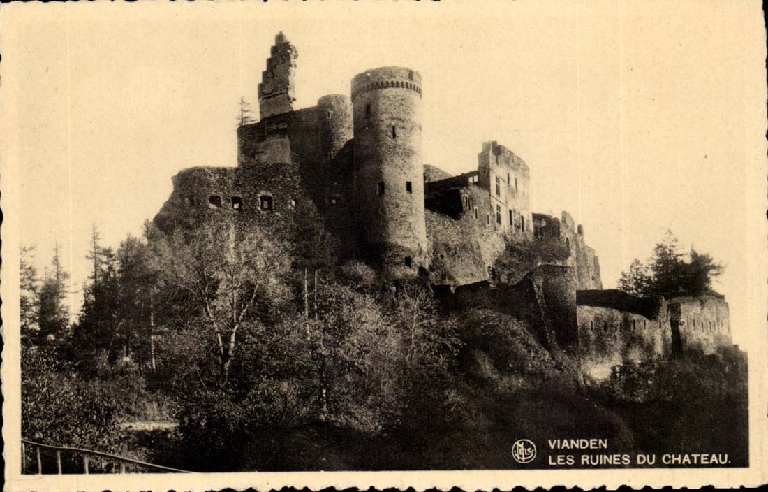 Luxembourg Vianden CPA ruins of the castle