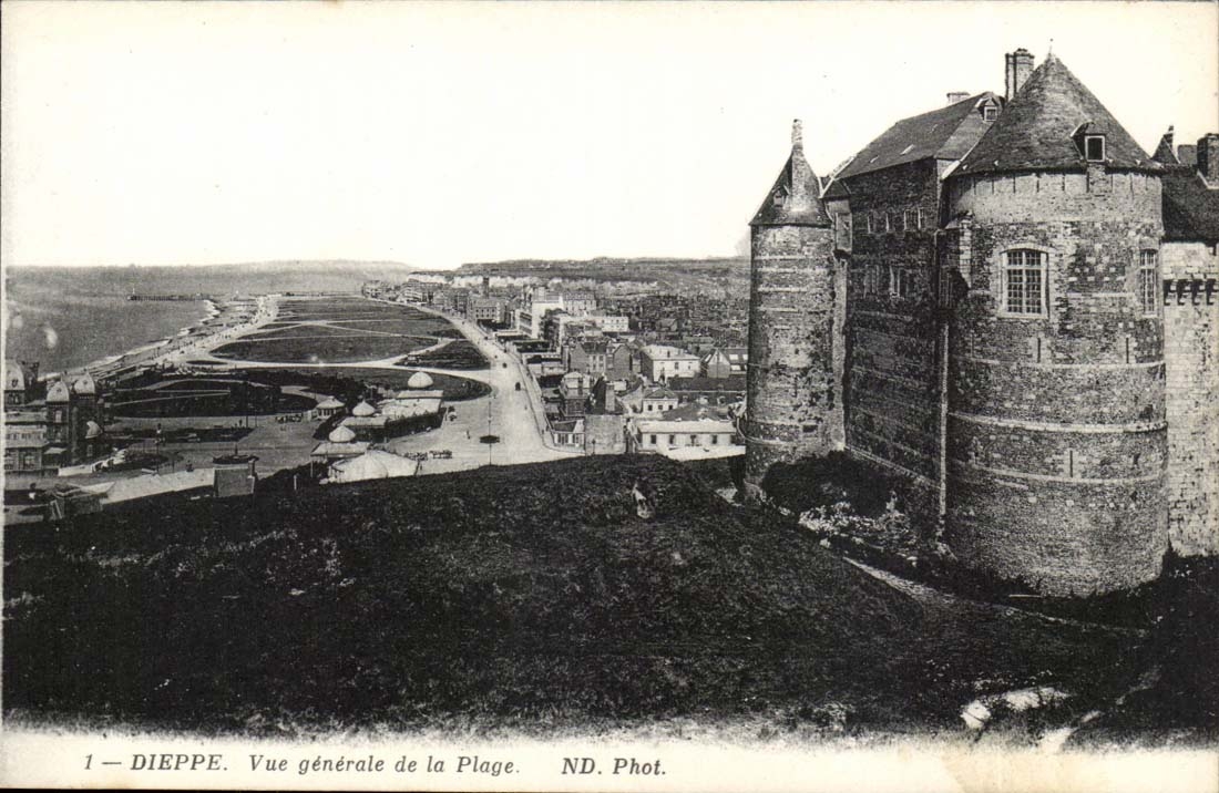 Dieppe CPA View of the beach